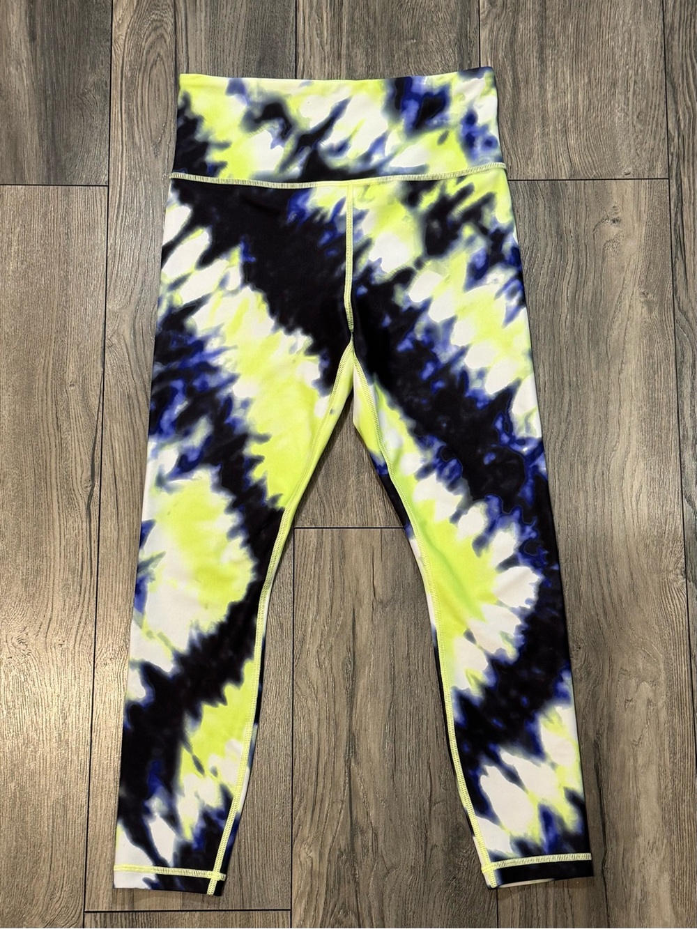 Athleta Elation Tie Dye 7/8 Tight Leggings Small Neon Yellow Blue
